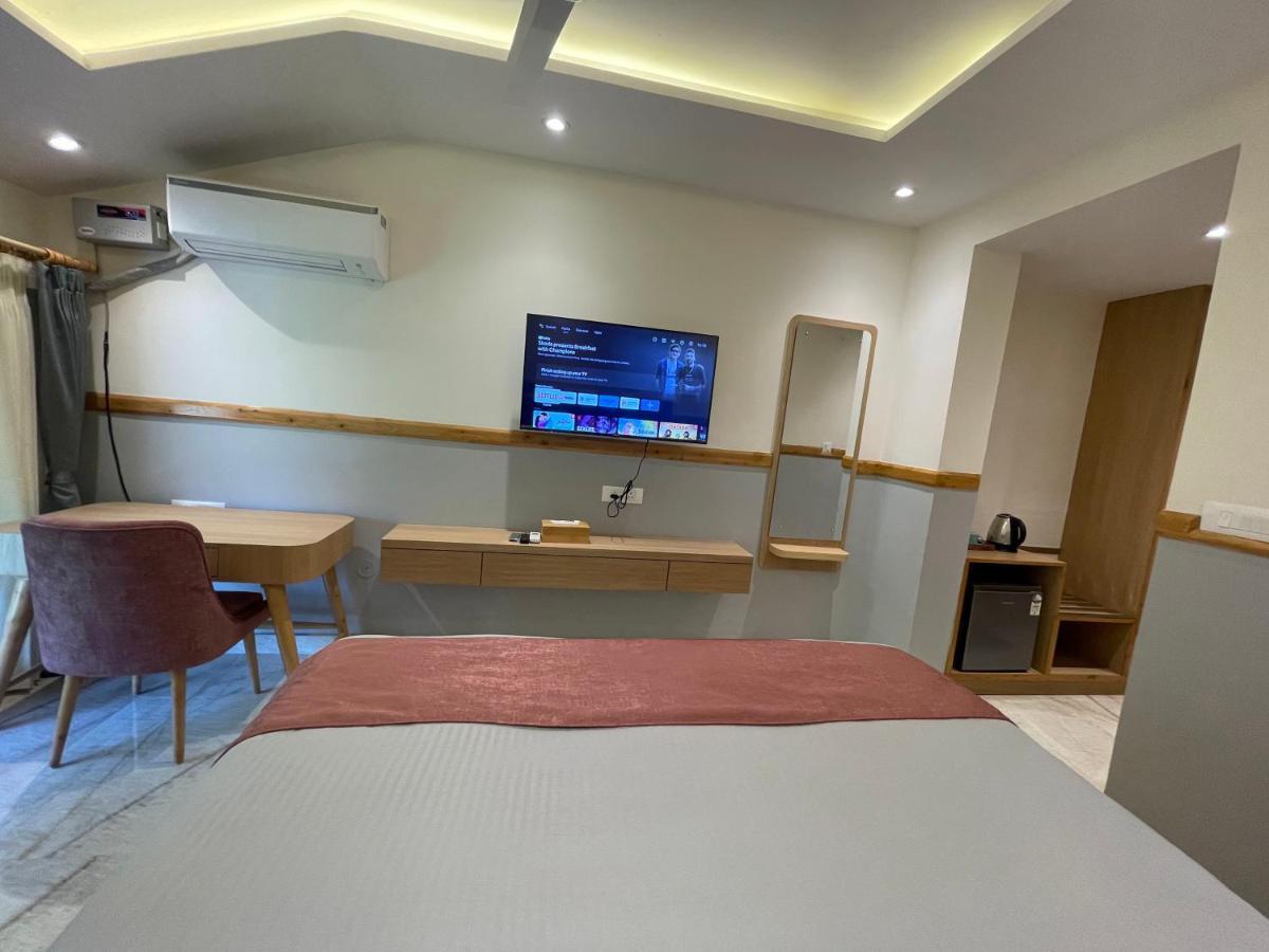 The Cocoon Bed and Breakfast Dehradun Buitenkant foto