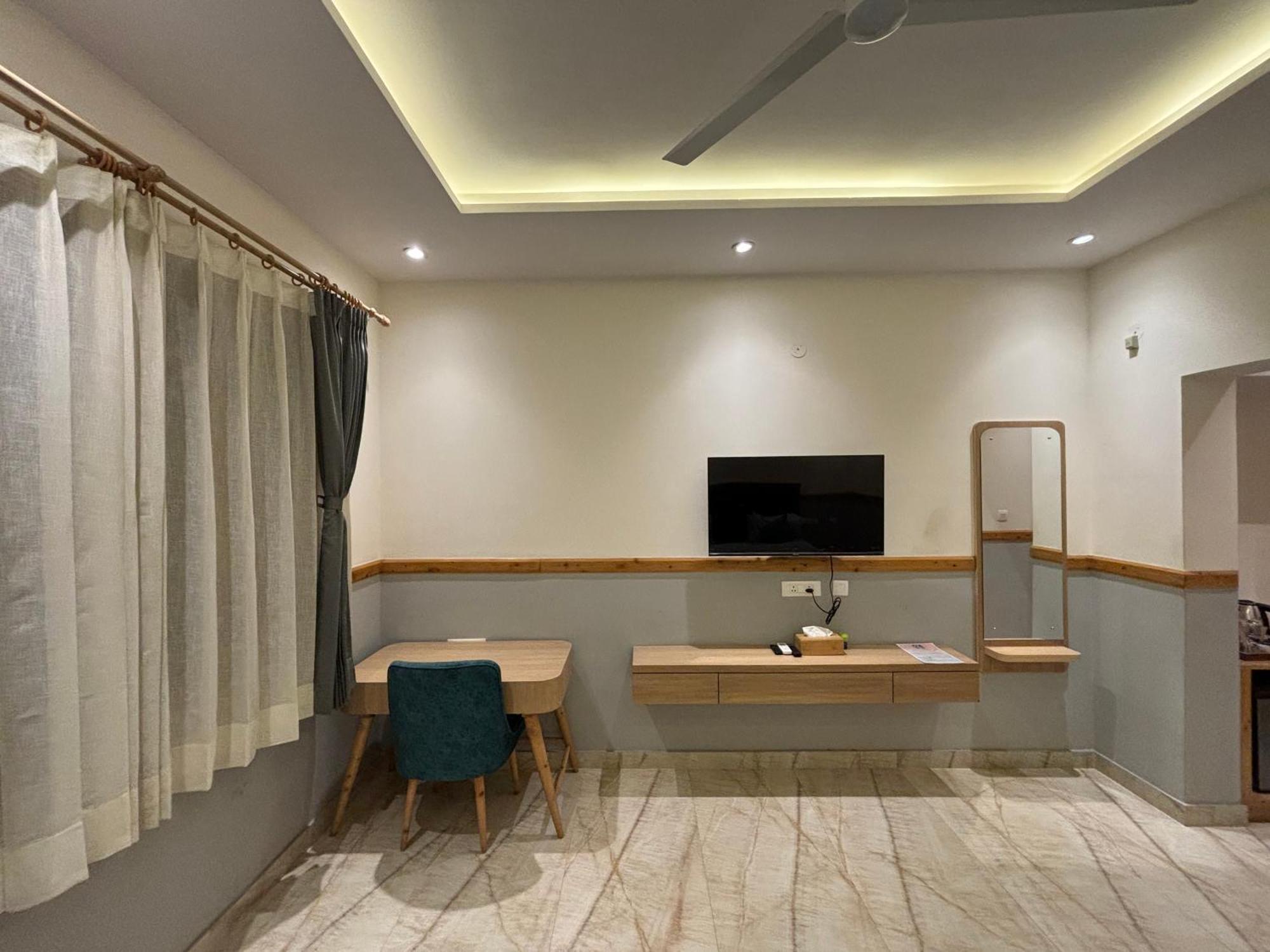 The Cocoon Bed and Breakfast Dehradun Buitenkant foto